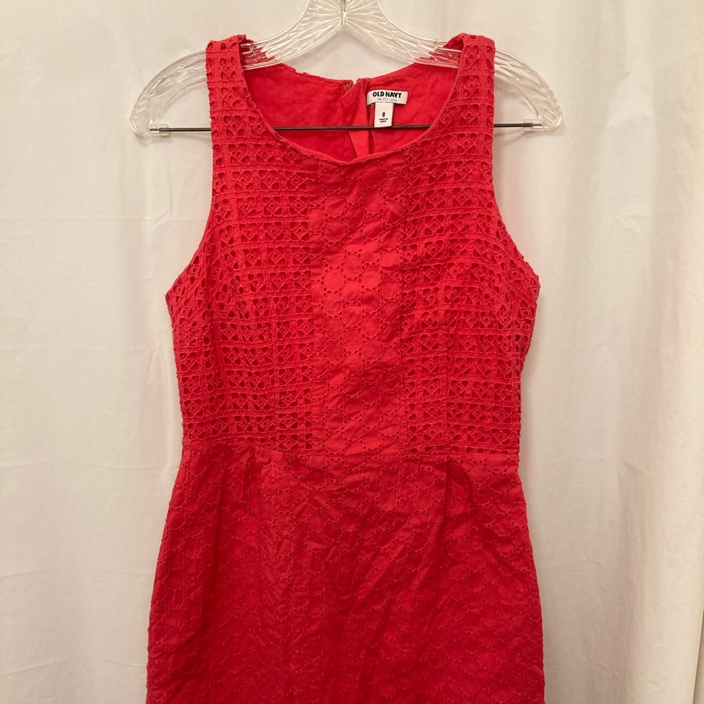 Knee length, sleeveless dress